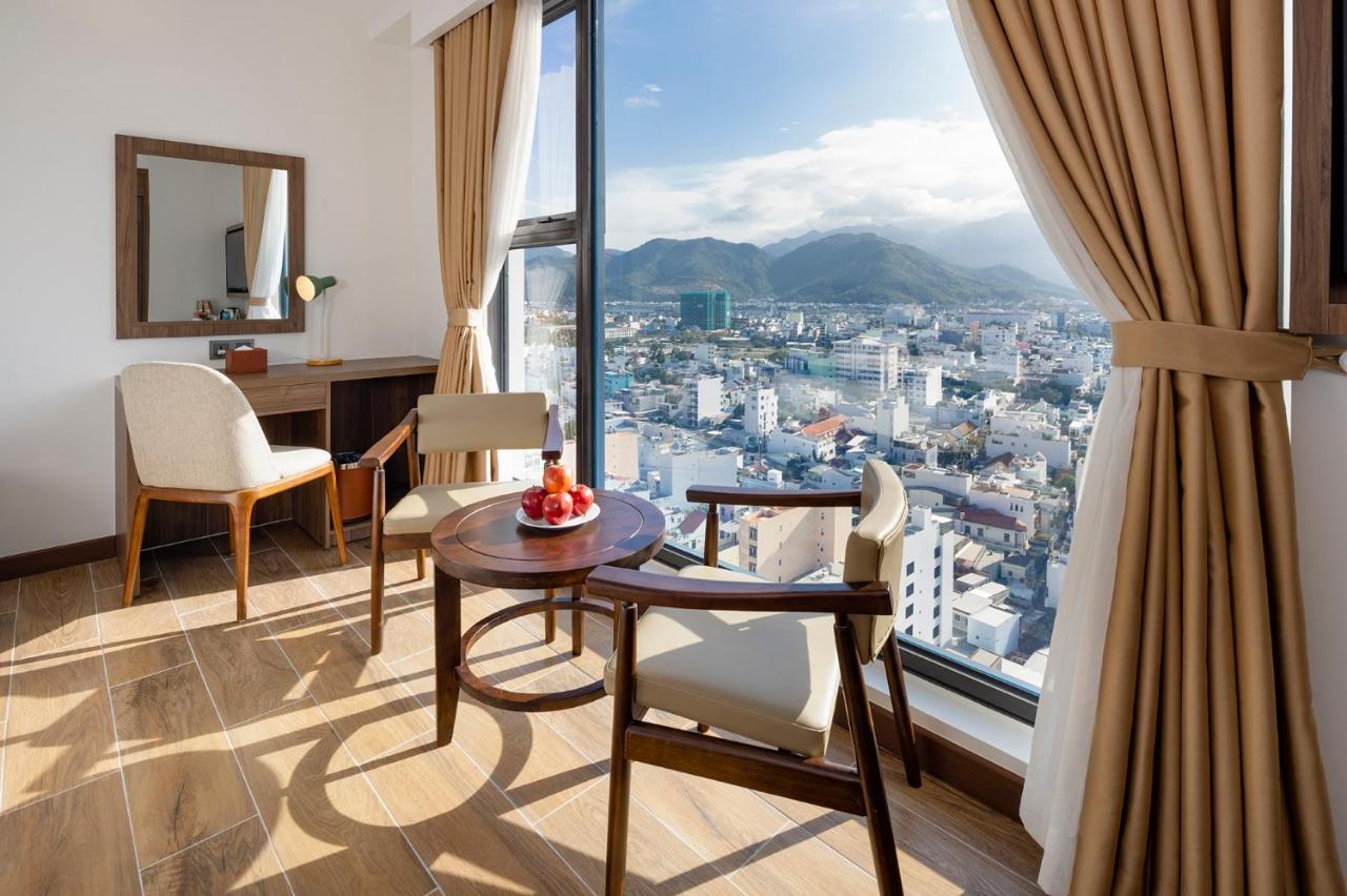 Miracle Luxury Nha Trang Otel Dış mekan fotoğraf